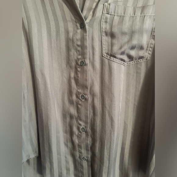 ANTHROPOLOGIE CLOTH & STONE GREY GRAY TONE ON TONE STRIPE SHIRT TENCEL BLOUSE sm - Picture 7 of 7